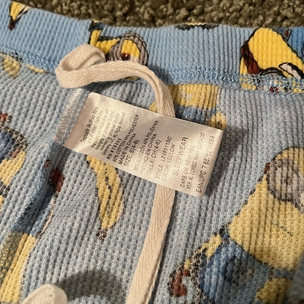 NWOT Despicable Me Minions pajama set thermals - Picture 8 of 9